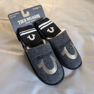 True Religion Gray/Gold Slipper and Sock Set Men's Size XL (13) NEW!